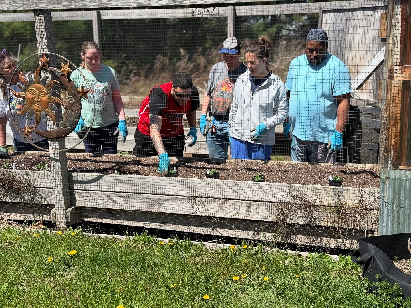 491468469_18500131066026029_603627339051201524_n Adult Day Program - Garden
